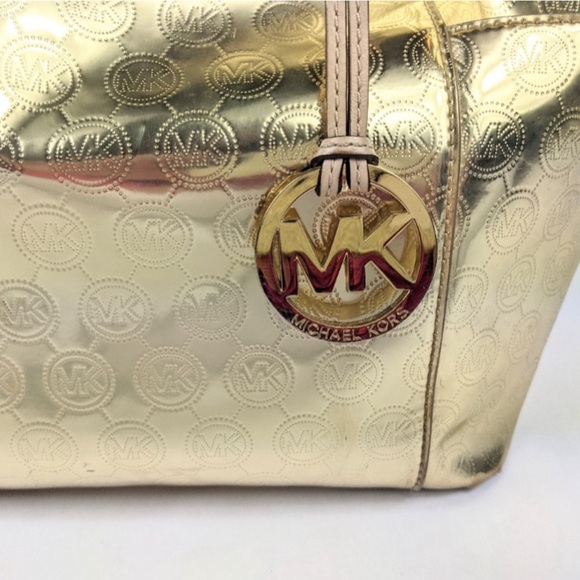 EUC Michael Kors Jet Set Monogram Tote Gold - Picture 3 of 8